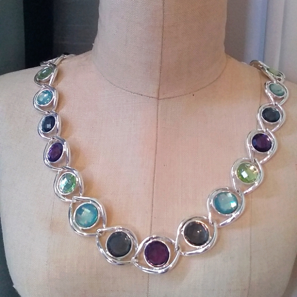 Woman's Multi Color Necklace in Silver Tone Setting